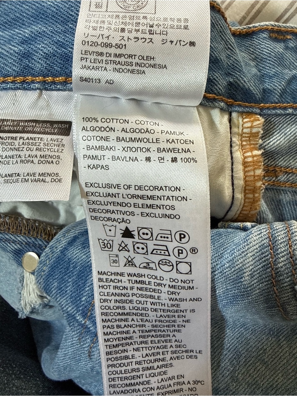 Levi's 501 Distressed Straight Leg Jeans Light Wash Button Fly Women’s 24x26 - Picture 15 of 16